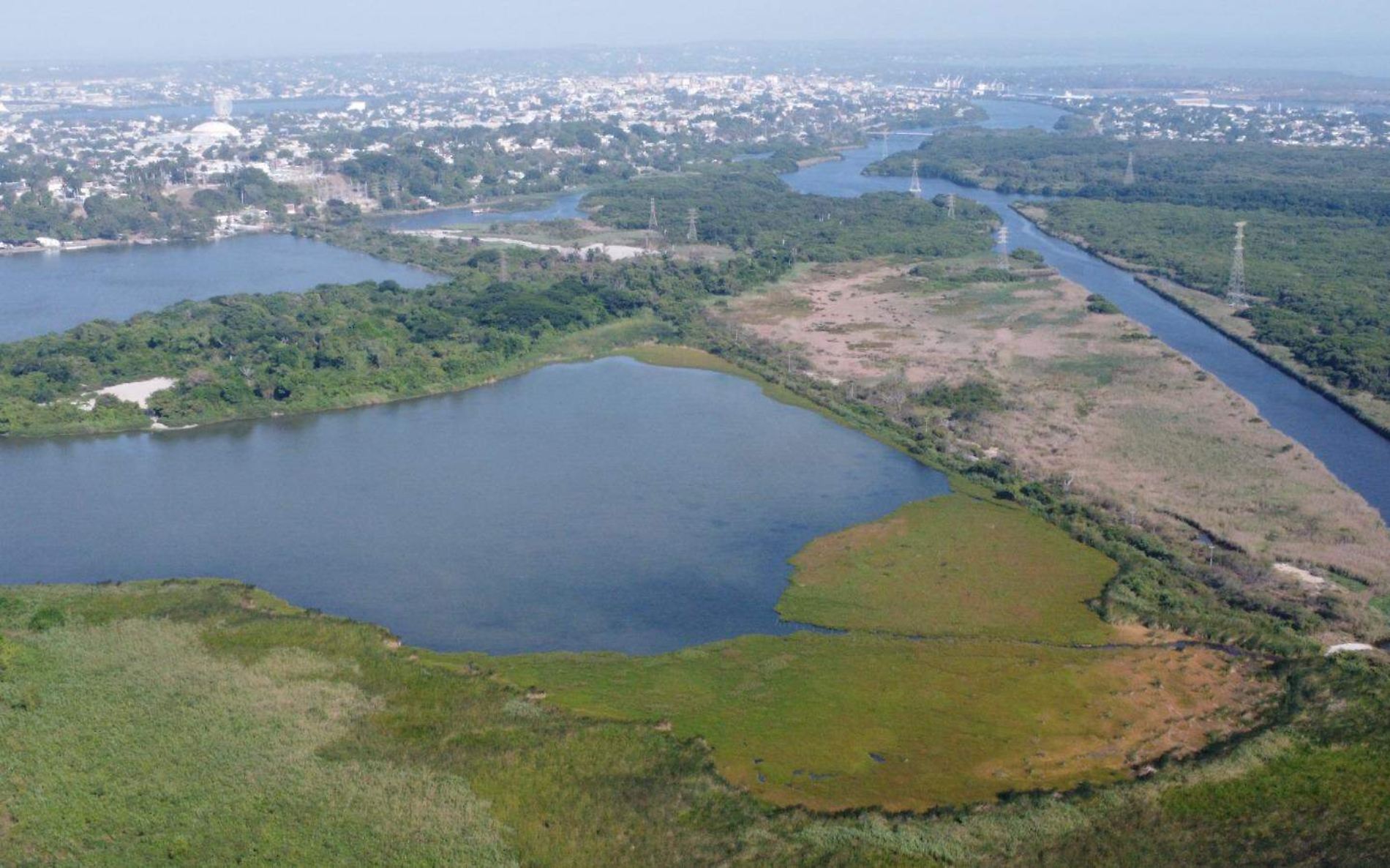 Sistema lagunario se evapora; llaman a cuidar el agua